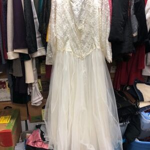 Wedding dress